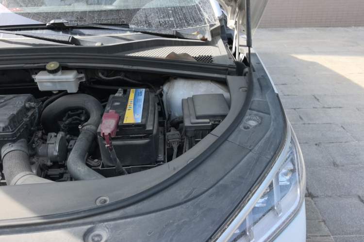 Used BYD Song PLUS 2020 1.5T Automatic Flagship Edition Engine Bay Left