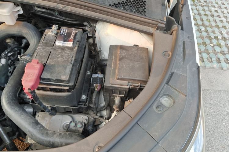 Used BYD Song PLUS 2020 1.5T Automatic Prestige Version Engine Bay Left