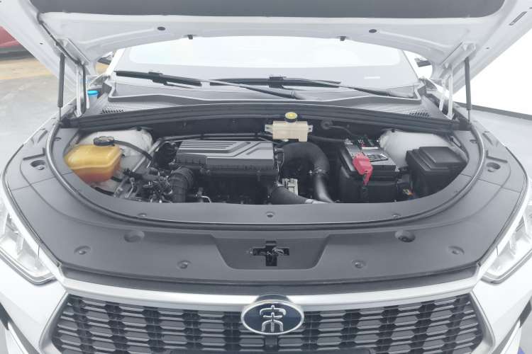 Used BYD Song PLUS 2020 1.5T Automatic Flagship Edition Engine Bay