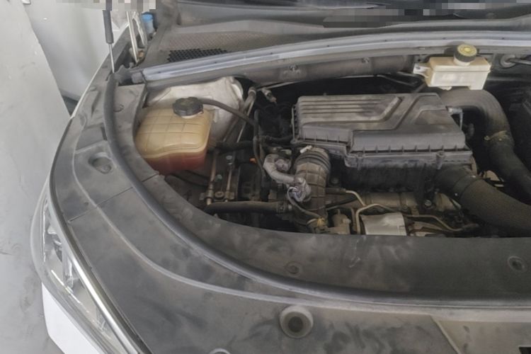 Used BYD Song PLUS 2020 1.5T Automatic Prestige Version Engine Bay Right