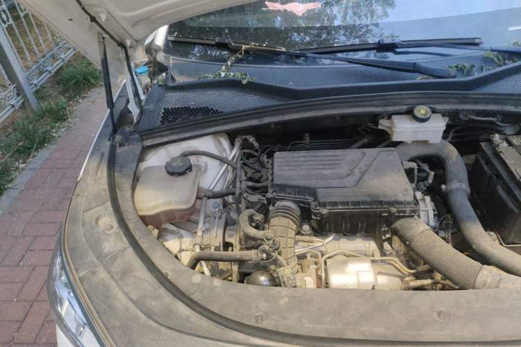 Used BYD Song PLUS 2020 1.5T Automatic Prestige Version Engine Bay Right