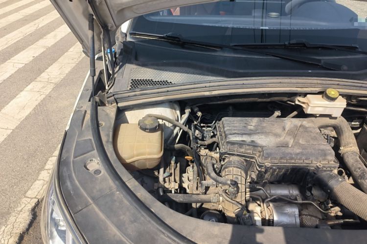Used BYD Song PLUS 2020 1.5T Automatic Prestige Version Engine Bay Right