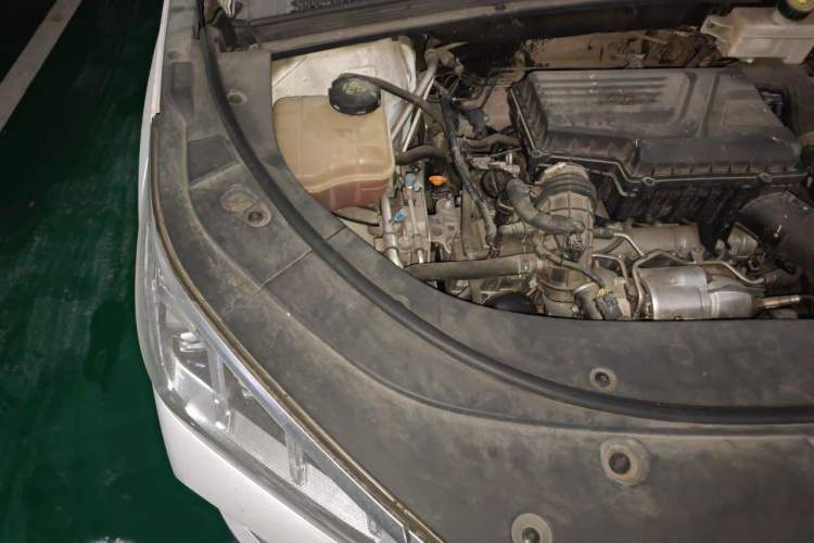 Used BYD Song PLUS 2020 1.5T Automatic Flagship Edition Engine Bay Right