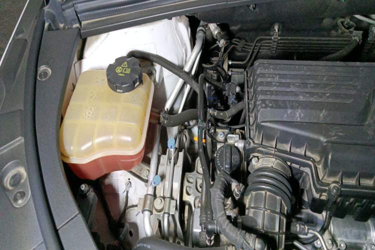 Used BYD Song PLUS 2020 1.5T Automatic Flagship Edition Engine Bay Right