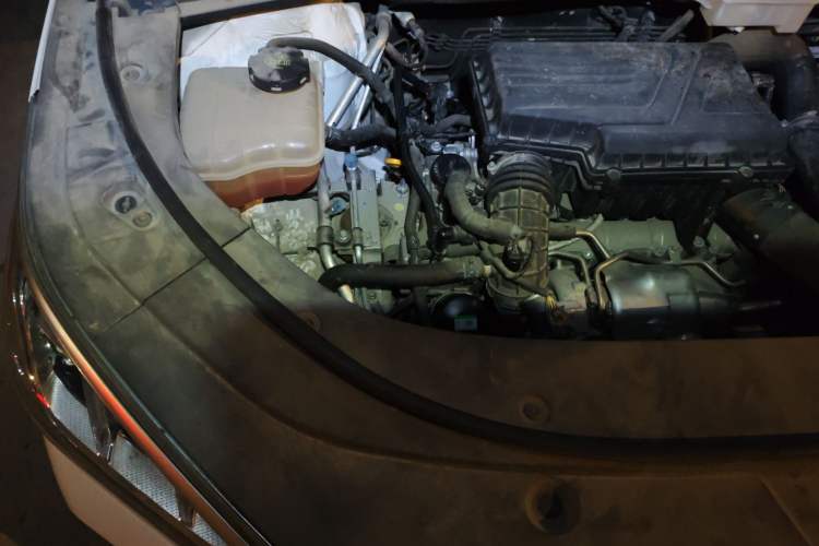 Used BYD Song PLUS 2020 1.5T Automatic Flagship Edition Engine Bay Right