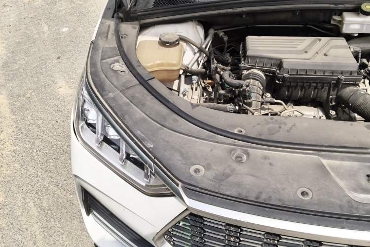 Used BYD Song PLUS 2020 1.5T Automatic Prestige Version Engine Bay Right