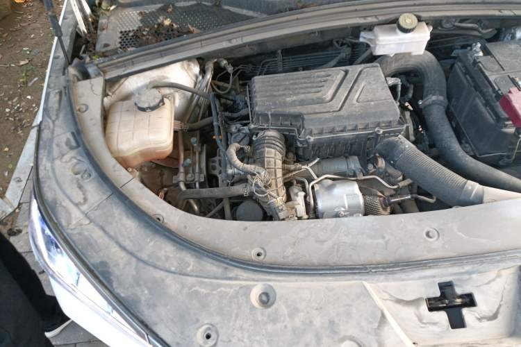Used BYD Song PLUS 2020 1.5T Automatic Flagship Edition Engine Bay Right