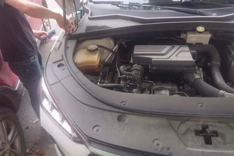 Used BYD Song PLUS 2020 1.5T Automatic Prestige Version Engine Bay Right