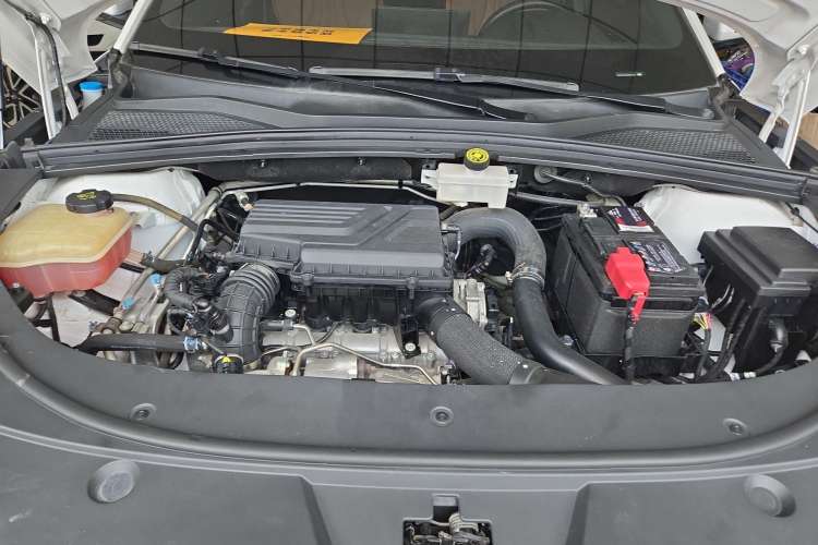 Used BYD Song PLUS 2020 1.5T Automatic Prestige Version Engine Bay
