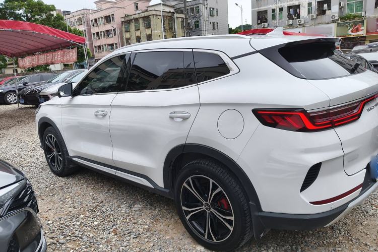 Used BYD Song PLUS 2020 1.5T Automatic Prestige Version Exterior 3