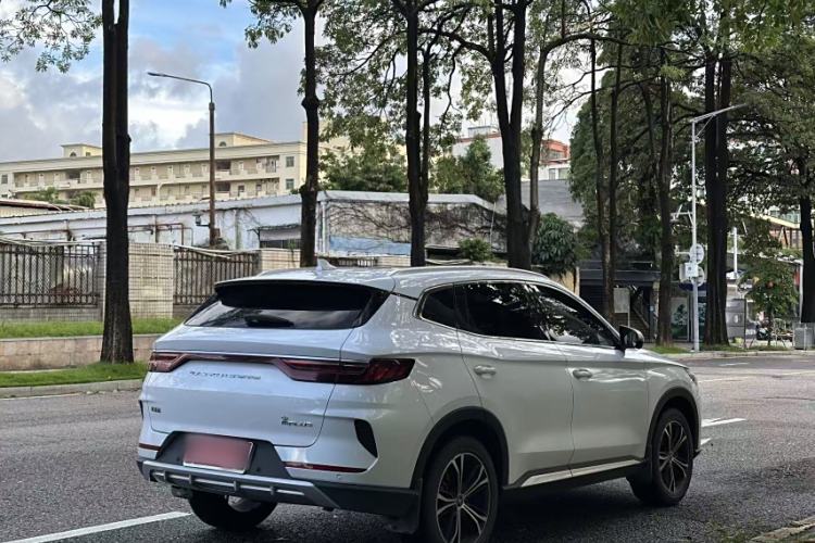 Used BYD Song PLUS 2020 1.5T Automatic Flagship Edition Exterior 4