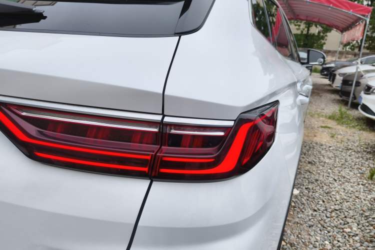 Used BYD Song PLUS 2020 1.5T Automatic Prestige Version Exterior 6