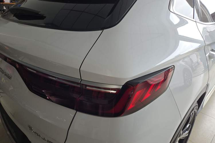 Used BYD Song PLUS 2020 1.5T Automatic Prestige Version Exterior 6