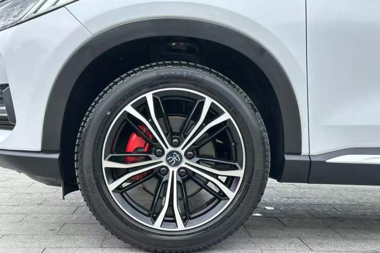 Used BYD Song PLUS 2020 1.5T Automatic Prestige Version Exterior 9