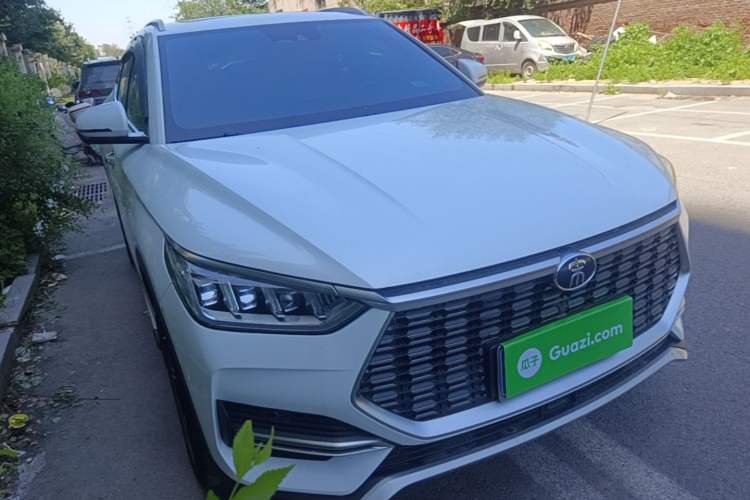 Used BYD Song PLUS 2020 1.5T Automatic Prestige Version Front Right 45 Deg