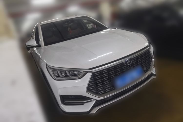Used BYD Song PLUS 2020 1.5T Automatic Prestige Version Front Right 45 Deg