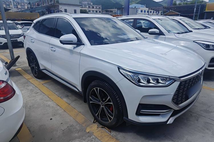 Used BYD Song PLUS 2020 1.5T Automatic Prestige Version Front Right 45 Deg