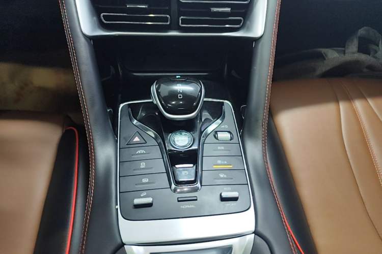 Used BYD Song PLUS 2020 1.5T Automatic Prestige Version Gear Lever