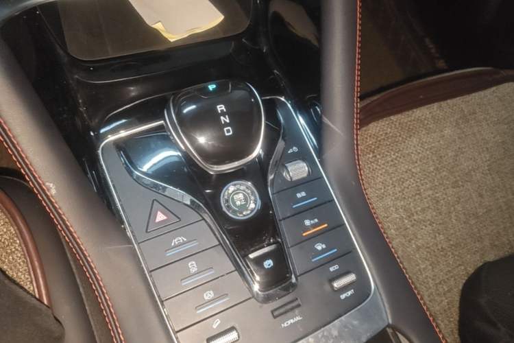 Used BYD Song PLUS 2020 1.5T Automatic Prestige Version Gear Lever