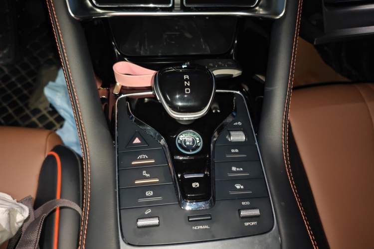 Used BYD Song PLUS 2020 1.5T Automatic Flagship Edition Gear Lever