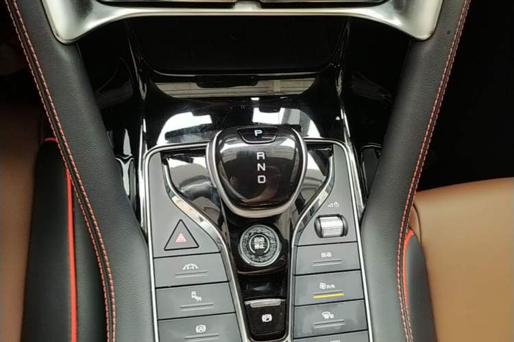Used BYD Song PLUS 2020 1.5T Automatic Flagship Edition Gear Lever