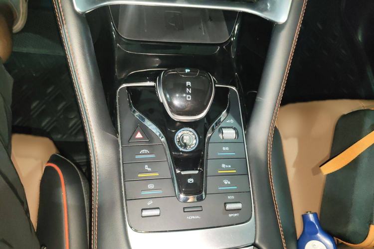 Used BYD Song PLUS 2020 1.5T Automatic Flagship Edition Gear Lever