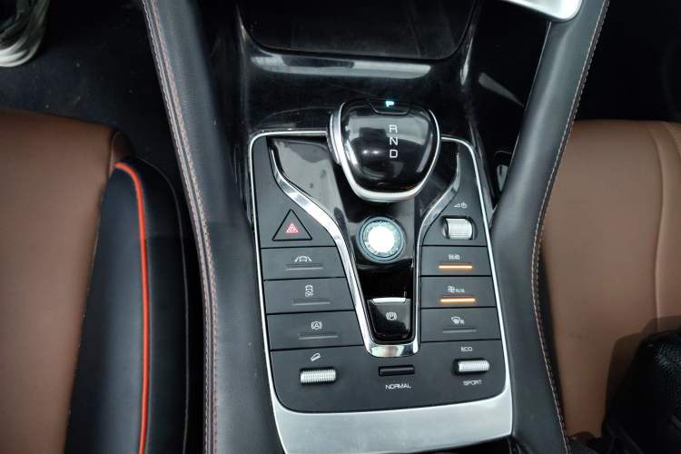 Used BYD Song PLUS 2020 1.5T Automatic Prestige Version Gear Lever