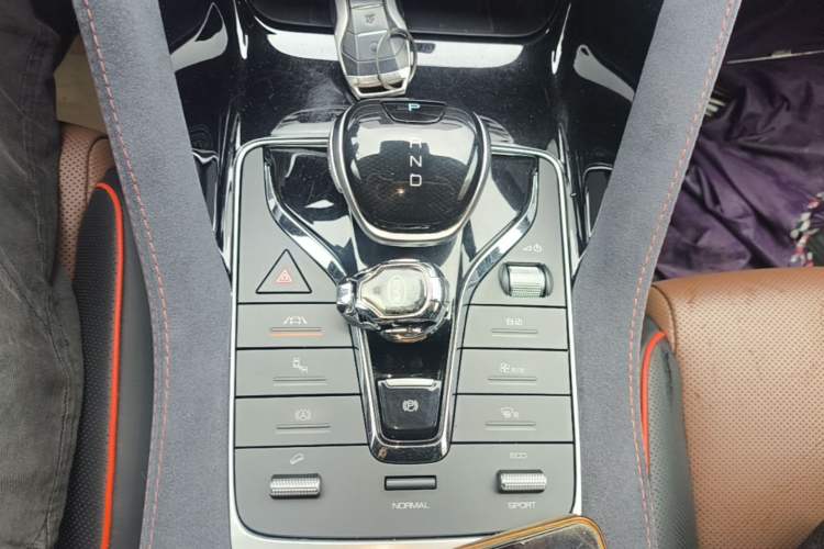 Used BYD Song PLUS 2020 1.5T Automatic Flagship PLUS Gear Lever