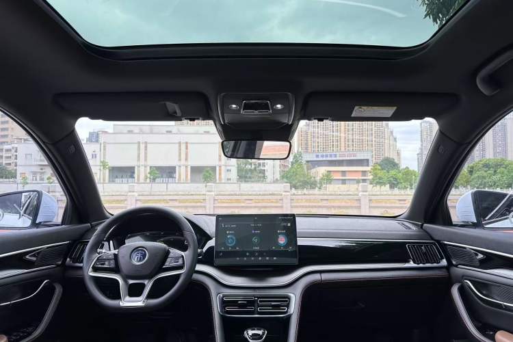 Used BYD Song PLUS 2020 1.5T Automatic Prestige Version Interior 2