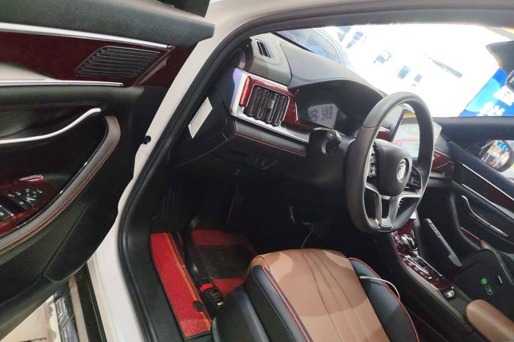 Used BYD Song PLUS 2020 1.5T Automatic Prestige Version Interior 3