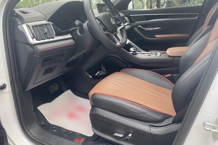 Used BYD Song PLUS 2020 1.5T Automatic Prestige Version Interior 3
