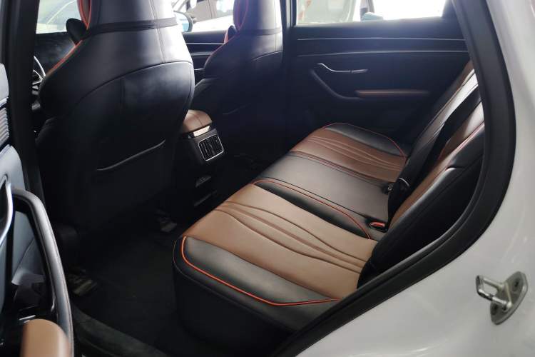 Used BYD Song PLUS 2020 1.5T Automatic Prestige Version Interior 4