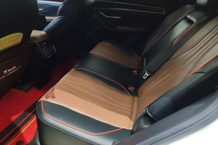 Used BYD Song PLUS 2020 1.5T Automatic Prestige Version Interior 4
