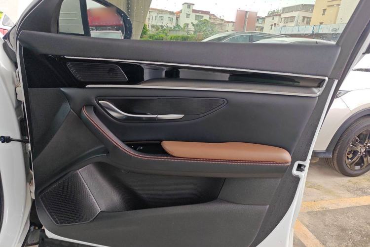Used BYD Song PLUS 2020 1.5T Automatic Prestige Version Interior 5