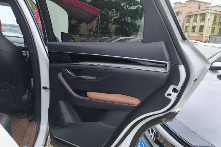 Used BYD Song PLUS 2020 1.5T Automatic Prestige Version Interior 6