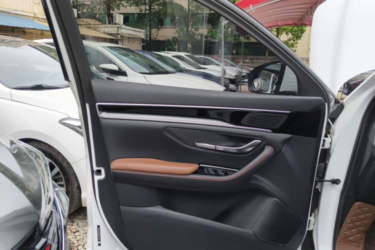 Used BYD Song PLUS 2020 1.5T Automatic Prestige Version Interior 7