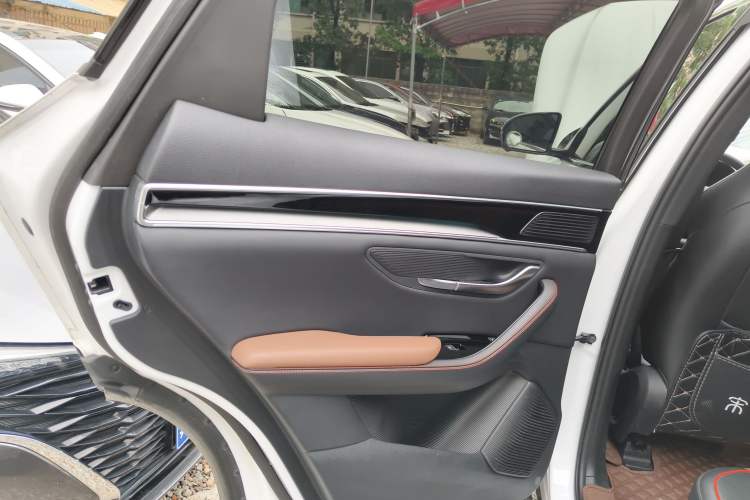 Used BYD Song PLUS 2020 1.5T Automatic Prestige Version Interior 8