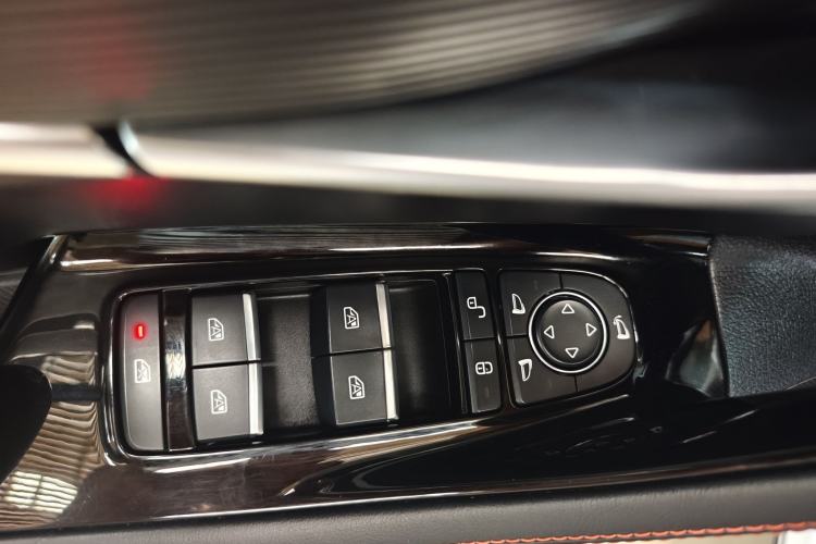 Used BYD Song PLUS 2020 1.5T Automatic Prestige Version Interior 8