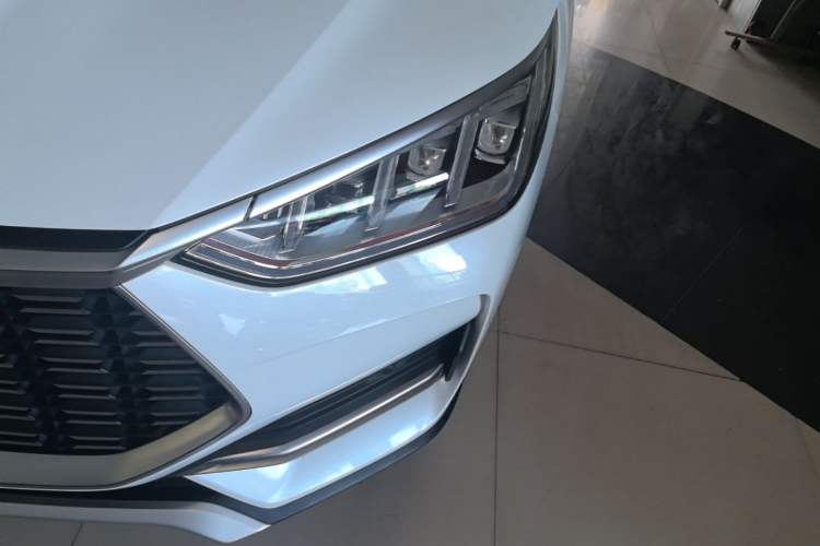 Used BYD Song PLUS 2020 1.5T Automatic Prestige Version Left Front Headlight