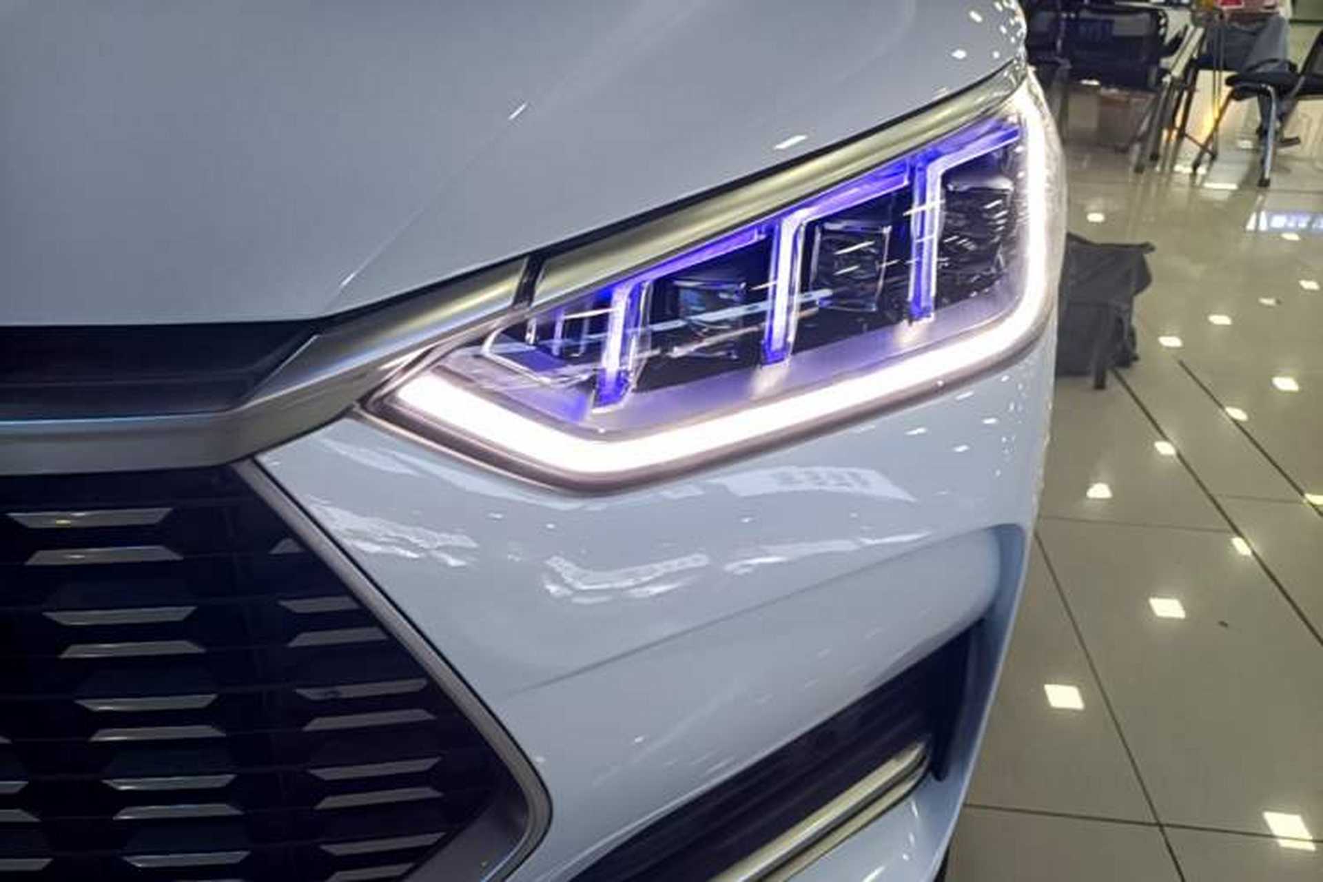 Used BYD Song PLUS 2020 1.5T Automatic Prestige Version Left Front Headlight