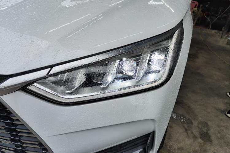Used BYD Song PLUS 2020 1.5T Automatic Luxury Version Left Front Headlight