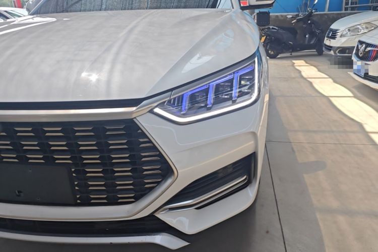 Used BYD Song PLUS 2020 1.5T Automatic Prestige Version Left Front Headlight