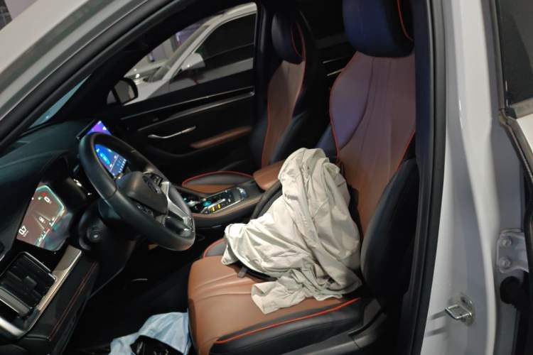Used BYD Song PLUS 2020 1.5T Automatic Flagship Edition Left Front Seat