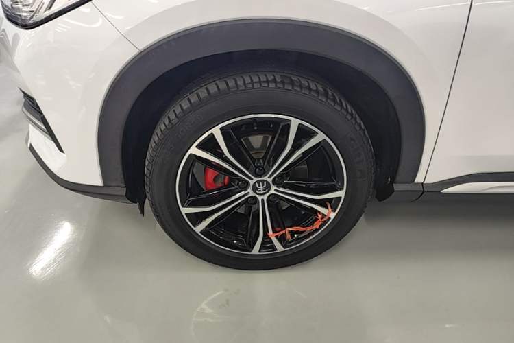 Used BYD Song PLUS 2020 1.5T Automatic Prestige Version Left Front Wheel Hub