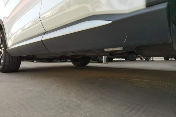 Used BYD Song PLUS 2020 1.5T Automatic Flagship Edition Left Side Sill