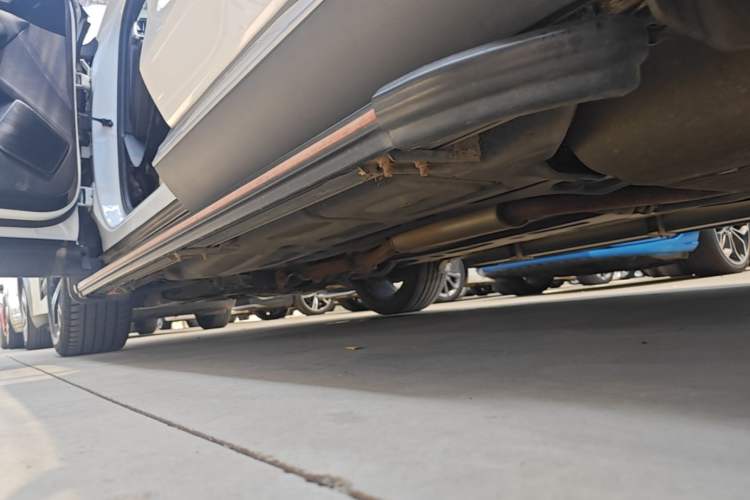 Used BYD Song PLUS 2020 1.5T Automatic Prestige Version Left Side Sill
