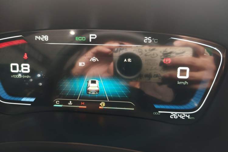 Used BYD Song PLUS 2020 1.5T Automatic Prestige Version Odometer Close Up