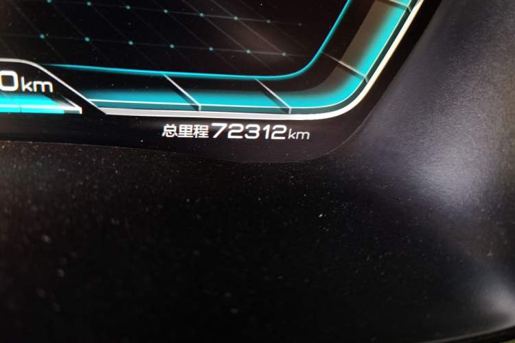 Used BYD Song PLUS 2020 1.5T Automatic Flagship PLUS Odometer Close Up