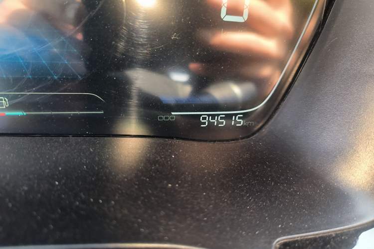 Used BYD Song PLUS 2020 1.5T Automatic Prestige Version Odometer Close Up