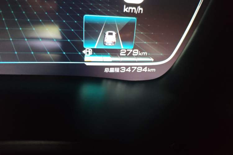 Used BYD Song PLUS 2020 1.5T Automatic Flagship Edition Odometer Close Up